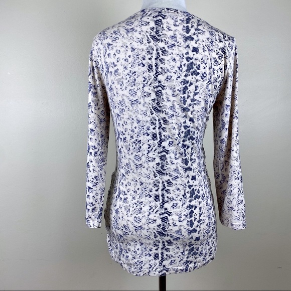 CAbi Long Sleeve Wrap Top Size Small - Picture 5 of 8